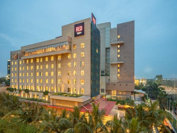 Hotel Radisson Red, Indore